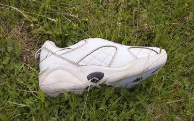 Fiction in a minute: Abandoned shoe